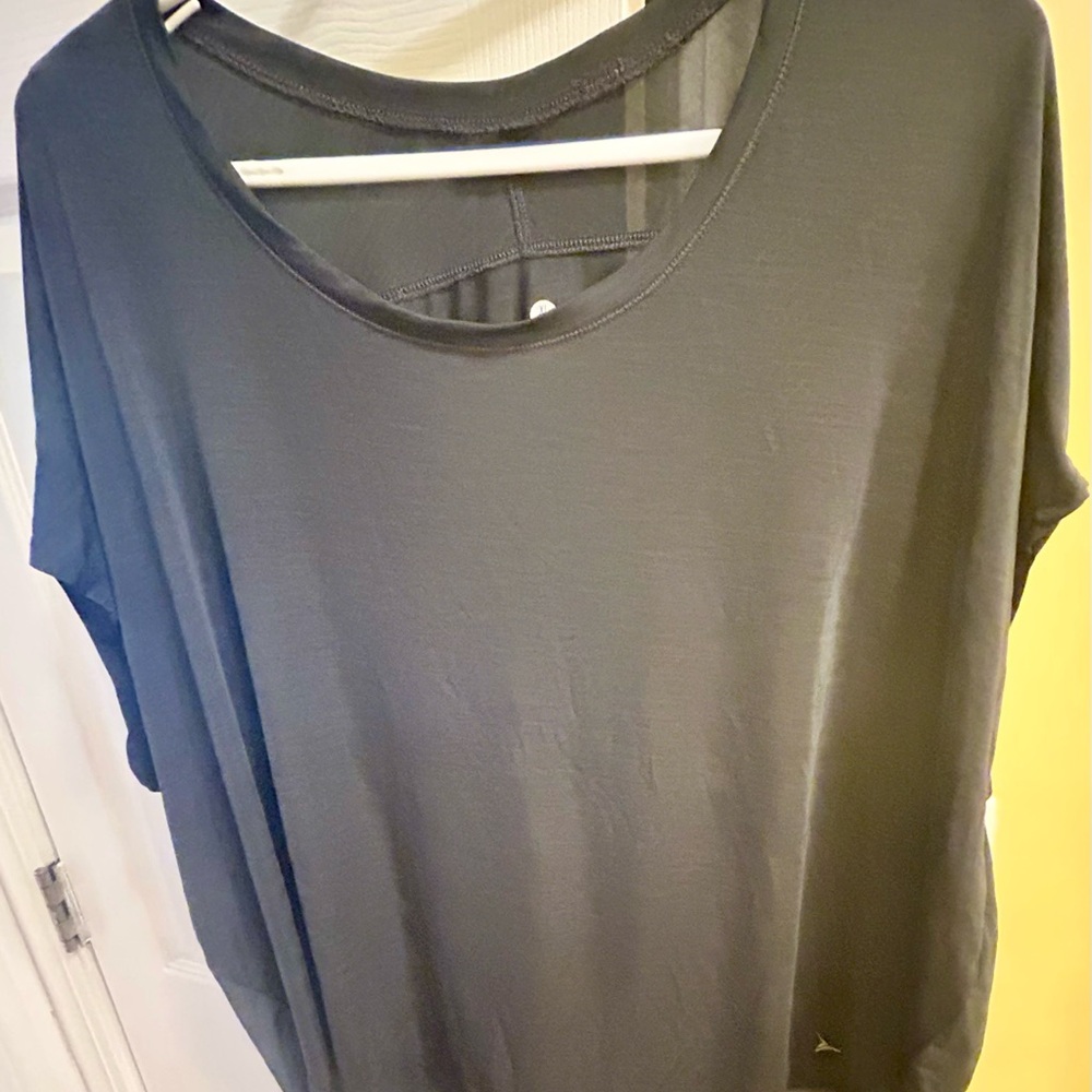 Old Navy Active Gray T-Shirt EUC